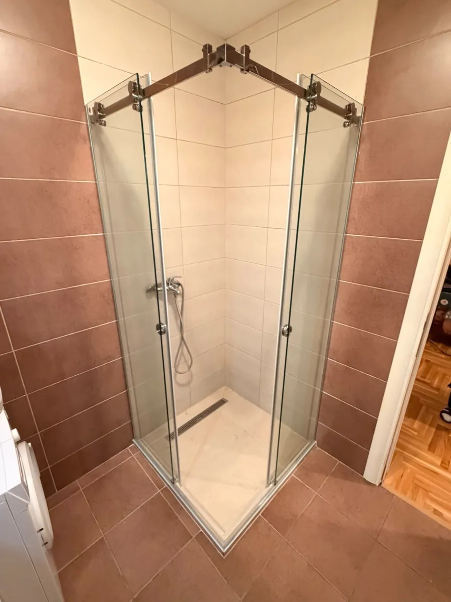 Tuš kabine 80x80, 90x90 i druge dimenzije